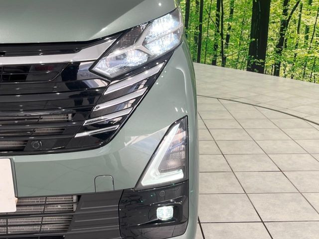 �yLED�w�b�h���C�g�z���V����ԑ��s�����ǍD�Ȏ��E���m�ۂ����S���ĉ^�]�ł��鍂�P�xLED�w�b�h���C�g�𑕔�!�_�����x�������A����d�͂��}�����Ă��܂��B