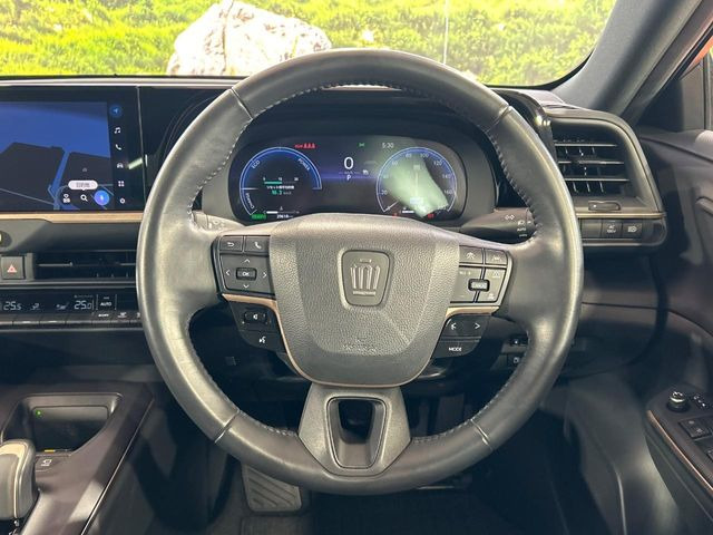 �y�����v�����X�e�A�����O�z�㎿�Ȋv���g�p���邱�ƂŁA��ɂ����������݂ƂĂ��^�]���₷���n���h���ł���