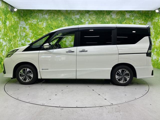 セレナ1.2 e-POWER ハイウェイスターV