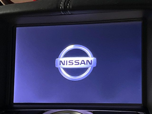 �y���[�J�[�����i�r�z�C���e���A�ɗn�����ރX�^�C���b�V���ȁu��p�݌v�v���[�J�[�i�r�𑕔��􎋔F���⑀�쐫�ȂǊ�{���\�ɂ��D��A���㎿�ȃJ�[���C�t�����y���݂��������܂��B