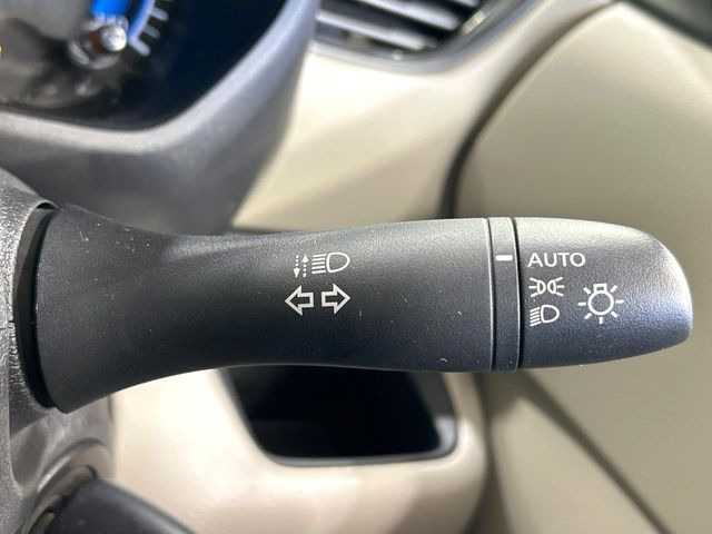 �y�I�[�g���C�g�z����̖��邳�ɉ����Ď����Ńw�b�h���C�g�̓_���E�������ł���@�\�ł�!���C�g�̕t���Y��E�����Y��Ȃǂ������Ȃ�A�J�̓���[���̑��s�����S!�g���l���ʉߎ����֗��ł��ˁ�