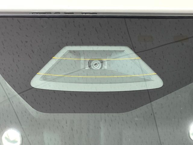 �y�X�Y�L �Z�[�t�e�B�T�|�[�g�z���s���ɑO���̎ԗ�����F�����A�Փ˂������Ȏ��͌x��ƃu���[�L�ŏՓˉ���Ɣ�Q�y�����A�V�X�g�B�����S�Ƀh���C�u�����y���݂��������܂��B