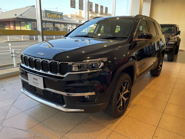 コマンダー2.0 リミテッド ディーゼル 4WD