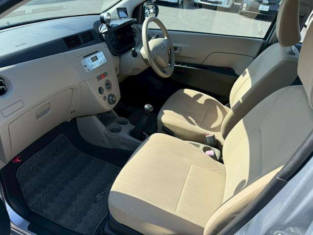 �C�ɂȂ邨�Ԃ�����܂�����E�̓d�b�ԍ����璼�ڂ��X�ɂ��₢���킹���������B�x�����@����ԗ����A��Ԃ܂łȂ�ł������������Ē����܂��B�X�^�b�t�ꓯ���A�����҂����Ă���܂��B