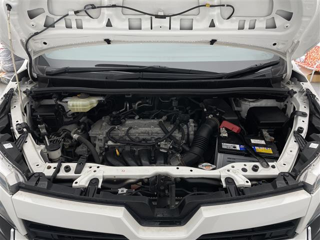 ヴォクシー2.0 ZS 4WD