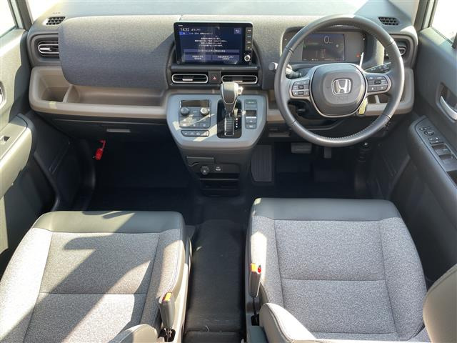 フリード1.5 e:HEV エアー EX