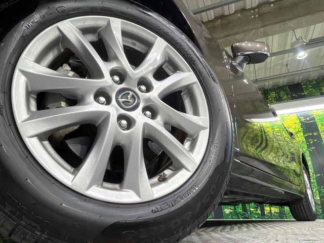 �y����16�C���`�A���~�z�C�[���z�O�ςɃ}�b�`���������A���~�z�C�[���𑕒����Ă���܂��B�e��ЊO�A���~�z�C�[����A�X�^�b�h���X�^�C�����戵�����Ă���܂��B���񂲑��k����������