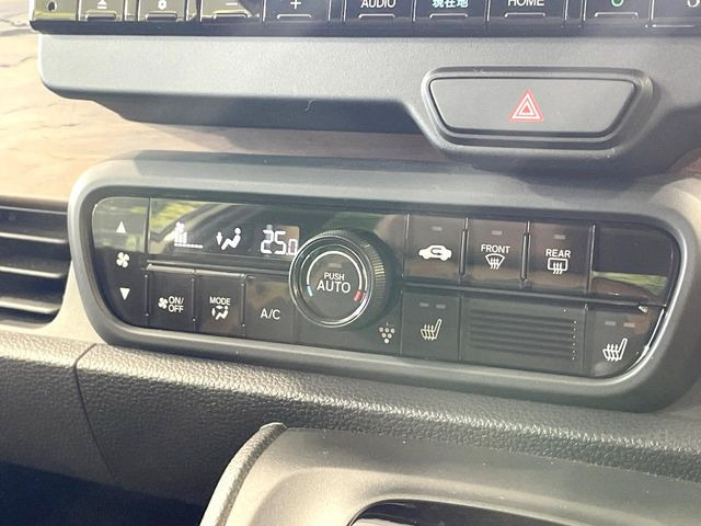 �y�V�[�g�q�[�^�[�z�������ɏd�󂷂�V�[�g�q�[�^�[!�G�A�R����葁�����܂��Ă����̂Ŋ�����̐l�����S�ł��ˁ�G�A�R���̉����͊������邩����A�Ƃ������ɂ����������߂ł��B