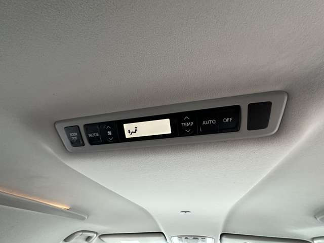 ���S���u���[��