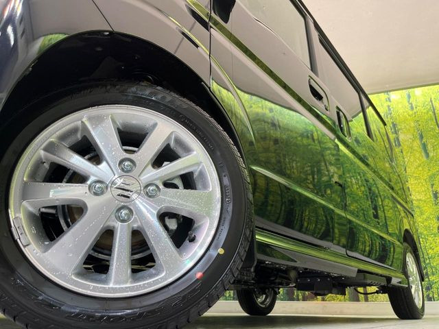 �y����14�C���`�A���~�z�C�[���z�O�ςɃ}�b�`���������A���~�z�C�[���𑕒����Ă���܂��B�e��ЊO�A���~�z�C�[����A�X�^�b�h���X�^�C�����戵�����Ă���܂��B���񂲑��k����������