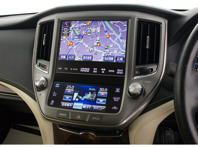 �����[�J�[�����̑���HDD�}���`�i�r����������Ă��܂�!�n�}���̍X�V���o���܂��̂ň��S���Ă��g�������܂�!