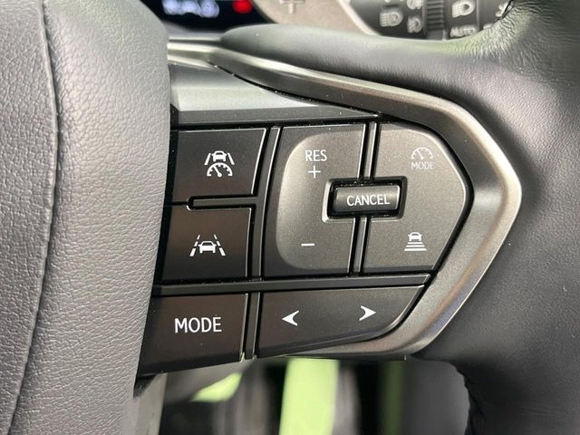 �y�Z�[�t�e�B�Z���X�z���s���ɑO���̎ԗ�����F�����A�Փ˂������Ȏ��͌x��ƃu���[�L�ŏՓˉ���Ɣ�Q�y�����A�V�X�g�B�����S�Ƀh���C�u�����y���݂��������܂��B