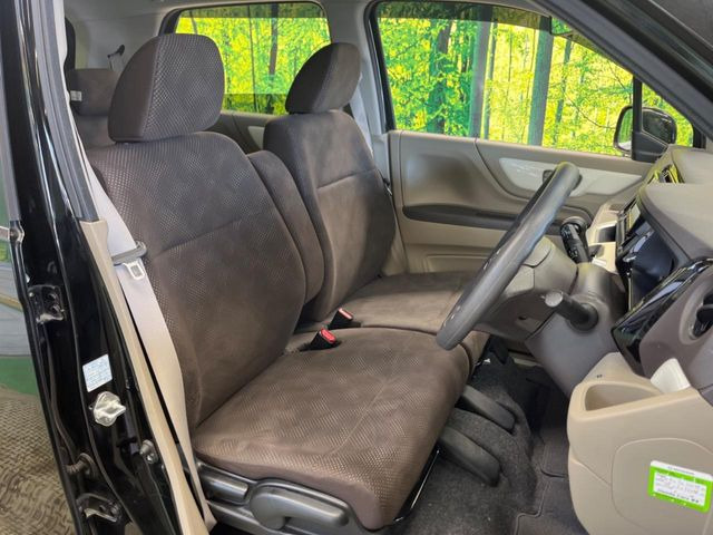 �^�]�ȃV�[�g���͎g�p�������Ȃ��A�ǍD�ȏ�ԂƂȂ��Ă��܂��B���J�Ɏg���Ă������Ƃ��悭�킩��܂��ˁB