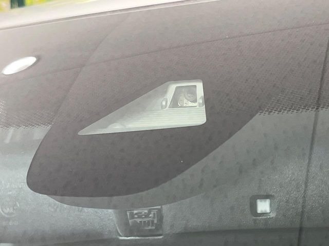 ヴェゼル1.5 ハイブリッド RS ホンダセンシング