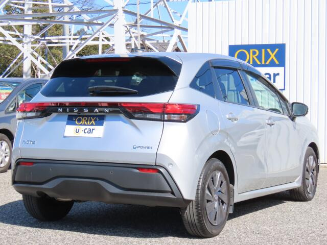 AIS����:���X�ł̓g���^�E�z���_�E�j�b�T���E�}�c�_�E�X�o�����[�J�[�n�̒��ÎԎ��Ɖ�Ђƕ��В�g��Ђ�6�Ђœ��ꂳ�ꂽ�u�]����v�u������v�ɑ���A�����Ɍ����]�������M���̂����鍸��