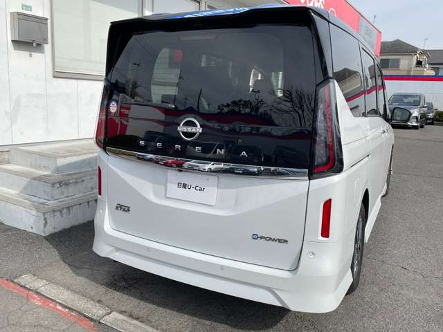 セレナ1.4 e-POWER ハイウェイスターV