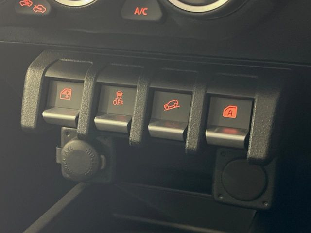 �y�_�E���q���A�V�X�g�z�}�ȍ⓹������Ƃ��Ɏ����Ńu���[�L�𐧌�A���̒ᑬ�x��ۂ��܂��B�ᓹ�∫�H�ȂǊ���₷���H�ʂ̉����ł��^�C�������b�N���Ȃ�������S!�n���h������ɏW���ł��܂�!