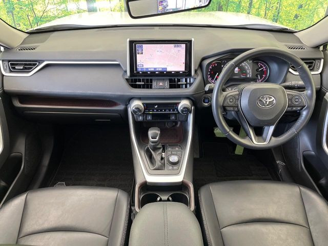 グループ総在庫数約30,000台!!全国の系列店からメーカー・車種問わずご紹介出来るので、あなたにピッタリのお車が見つかるはずです♪まずはお問い合わせ下さい☆