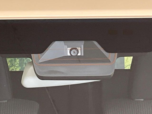 �y�X�Y�L �Z�[�t�e�B�T�|�[�g�z���s���ɑO���̎ԗ�����F�����A�Փ˂������Ȏ��͌x��ƃu���[�L�ŏՓˉ���Ɣ�Q�y�����A�V�X�g�B�����S�Ƀh���C�u�����y���݂��������܂��B