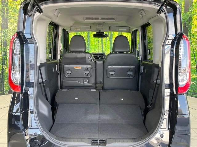 ���i�̂���������ʋ΁A���}���ɏ\���ȉ׎��X�y�[�X���m�ۂ��Ă���܂��B�Z�J���h�V�[�g��|���ƁA�傫�ȉו��̐ύڂ��\�ł���