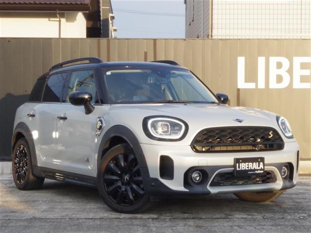 ミニクロスオーバークーパー S E オール4 4WD