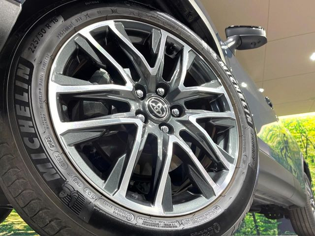 �y����18�C���`�A���~�z�C�[���z�O�ςɃ}�b�`���������A���~�z�C�[���𑕒����Ă���܂��B�e��ЊO�A���~�z�C�[����A�X�^�b�h���X�^�C�����戵�����Ă���܂��B���񂲑��k����������