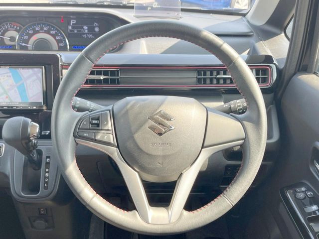 �y�����v�����X�e�A�����O�z�㎿�Ȋv���g�p���邱�ƂŁA��ɂ����������݂ƂĂ��^�]���₷���n���h���ł���