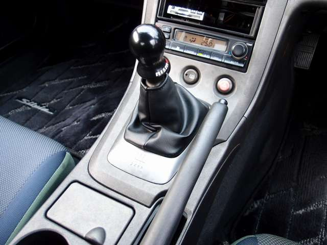 クスコタワーバー/アペックスエアクリ/NISMO製GTLSD/MOMOステアリング/NISMOシフトノブ/ケンウッドスピーカー/走行18万km腰上オーバーホール/スピリットファイアイグニッション