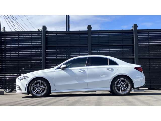 AクラスセダンA180 スタイル AMGライン