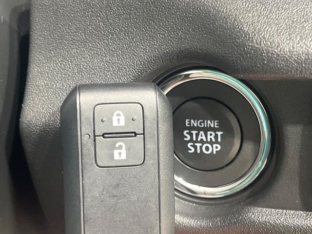 �y�L�[���X�X�^�[�g�V�X�e���z�J�o����|�P�b�g�ɓ��ꂽ�܂܂ł��h�A�̎{���E�������\�ȃX�}�[�g�L�[�𑕔��B�G���W���̃I���E�I�t�����J�M�����o���K�v����������Ƃ��Ă��֗��ł���