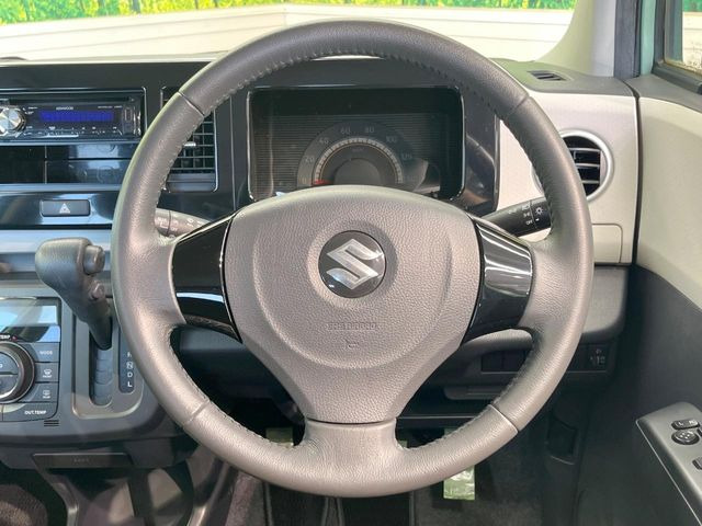 �y�����v�����X�e�A�����O�z�㎿�Ȋv���g�p���邱�ƂŁA��ɂ����������݂ƂĂ��^�]���₷���n���h���ł���