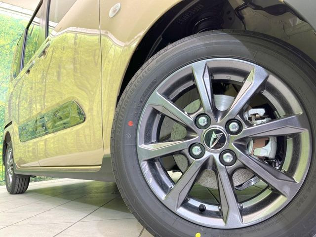 【純正14インチアルミホイール】外観にマッチした純正アルミホイールを装着しております。各種社外アルミホイールや、スタッドレスタイヤも取扱いしております。是非ご相談ください♪