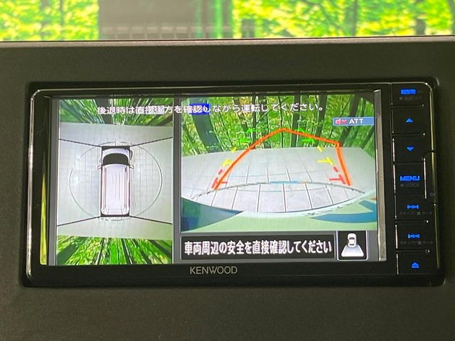 �y�}���`�A���E���h���j�^�[�z��p�̃J�����ɂ��A�ォ�猩���낵���悤�Ȏ��_��360�x�N���}�̎��͂��m�F���邱�Ƃ��ł��܂������p�������m�F���₷���A�����ꏊ�ł̐؂�Ԃ��⒓�Ԃ��X���[�Y�ɍs���܂��B