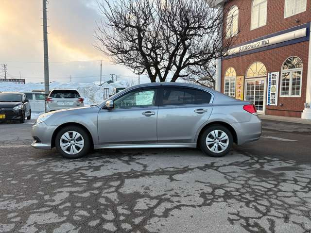 レガシィB42.5 i 4WD