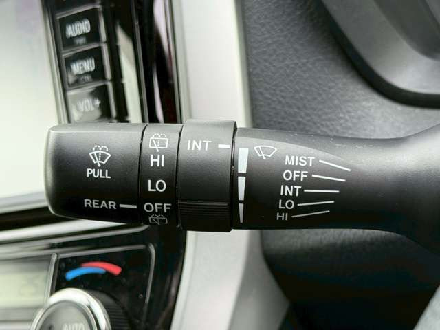 �C�ɂȂ邨�Ԃ�����܂�����E�̓d�b�ԍ����璼�ڂ��X�ɂ��₢���킹���������B�x�����@����ԗ����A��Ԃ܂łȂ�ł������������Ē����܂��B�X�^�b�t�ꓯ���A�����҂����Ă���܂��B