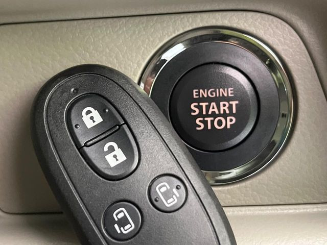 �y�L�[���X�X�^�[�g�V�X�e���z�J�o����|�P�b�g�ɓ��ꂽ�܂܂ł��h�A�̎{���E�������\�ȃX�}�[�g�L�[�𑕔��B�G���W���̃I���E�I�t�����J�M�����o���K�v����������Ƃ��Ă��֗��ł���