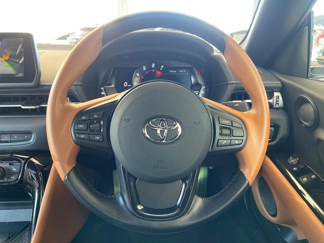 �y�����v�����X�e�A�����O�z�㎿�Ȋv���g�p���邱�ƂŁA��ɂ����������݂ƂĂ��^�]���₷���n���h���ł���