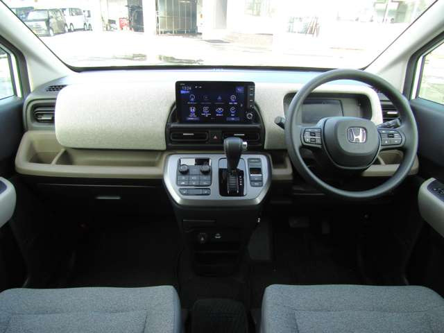 フリード1.5 e:HEV エアー 4WD