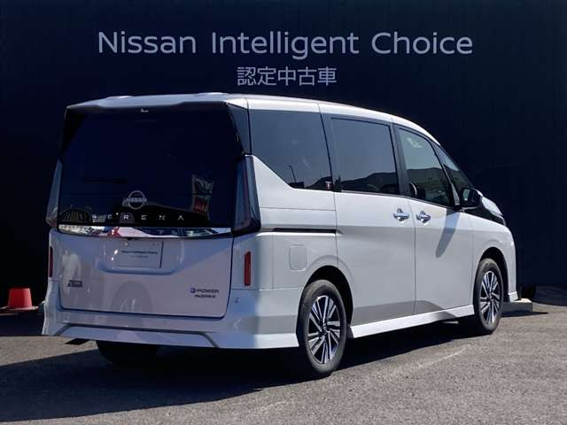 セレナ1.4 e-4ORCE ハイウェイスターV 4WD