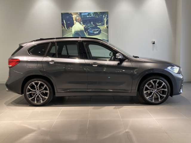 X1xドライブ 18d Mスポーツ 4WD