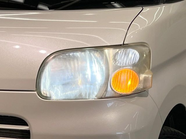 �w�b�h���C�g��e�[�������v&�A���~�z�C�[�����̊e��R�[�e�B���O���I�X�X�����Ă���܂��B�����Y�����̉��΂݂≘���}���A���ꂢ�ȏ�Ԃ������e�i���X���X�ŕۂĂ܂���