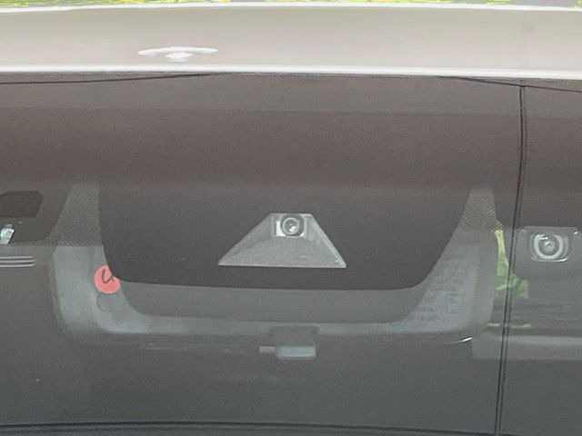 �y�g���^�Z�[�t�e�B�Z���X�z���s���ɑO���̎ԗ�����F�����A�Փ˂������Ȏ��͌x��ƃu���[�L�ŏՓˉ���Ɣ�Q�y�����A�V�X�g�B�����S�Ƀh���C�u�����y���݂��������܂��B