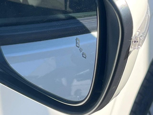 �y������p���m�z���s���A�h�A�~���[�̎��p�ɂȂ�₷���ӏ��Ɍ㑱�Ԃ��ڋ߂���ƃT�C�h�~���[�t�߂Ɍx����\���A�h���C�o�[�ɒ��ӊ��N�����Ă���܂��B