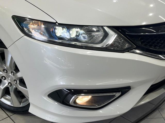 �yLED�w�b�h���C�g�z���V����ԑ��s�����ǍD�Ȏ��E���m�ۂ����S���ĉ^�]�ł��鍂�P�xLED�w�b�h���C�g�𑕔�!�_�����x�������A����d�͂��}�����Ă��܂��B