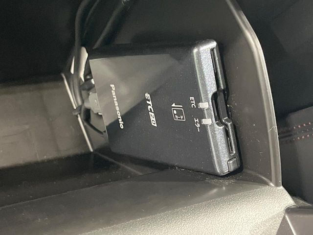 【ETC】高速道路の料金所をストレスなく通過!話題のスポットやサービスエリアに多い「スマートIC」利用時は必須のアイテムです。当店でセットアップを実施、ご納車当日からすぐにご利用いただけます!