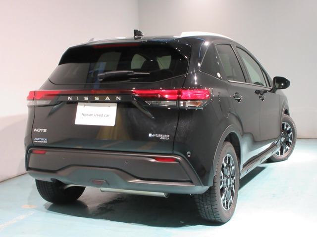 ノート1.2 AUTECH クロスオーバー FOUR プラス アクティブ 4WD