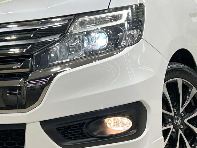 �yHID�w�b�h���C�g�z���ɖ��邭�O�����Ƃ炵�Ă����̂ŁA���V����Ԃ̑��s�������E�ǍD�ň��S���Ă���肢�������܂��B