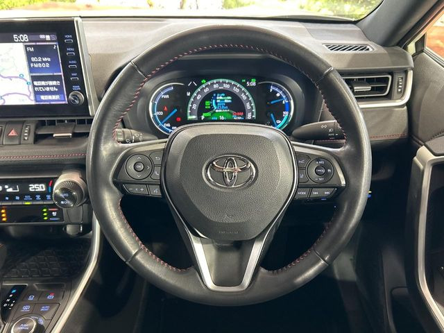 �y�����v�����X�e�A�����O�z�㎿�Ȋv���g�p���邱�ƂŁA��ɂ����������݂ƂĂ��^�]���₷���n���h���ł���