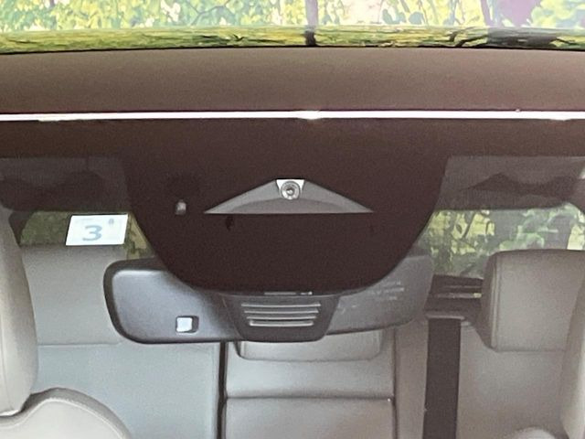 �y�X�}�[�g�V�e�B�u���[�L�T�|�[�g�z�ᑬ���s���ɑO���̎ԗ�����F�����A�Փ˂������Ȏ��͌x��ƃu���[�L�ŏՓˉ���Ɣ�Q�y�����A�V�X�g�B�����S�Ƀh���C�u�����y���݂��������܂��B