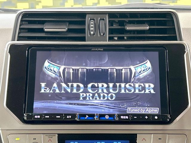 �yBIG-X9�C���`�i�r�z�l�C�̑���BIG-X�i�r�𑕔��B��p�݌v�Ŏԓ��̕��͋C�Ƀ}�b�`!�i�r���p���̃}�b�v�\���͌��₷���A�e���r��DVD�͗Տꊴ���A�b�v!�����̃h���C�u���O�b�Ɗy�����Ȃ�܂���